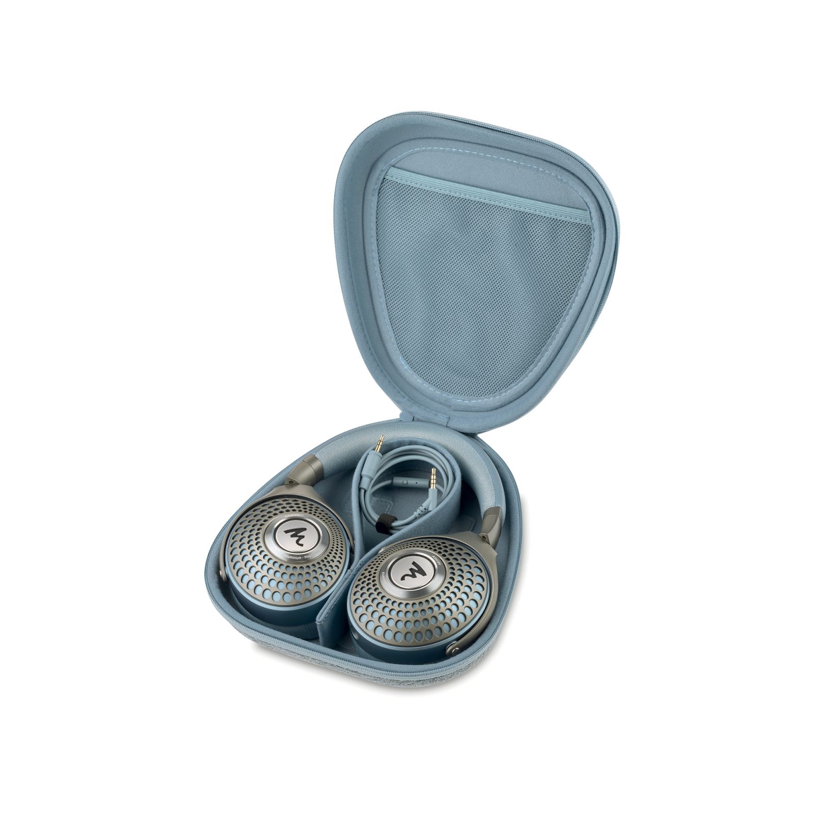 Focal Azurys Headphone In Case